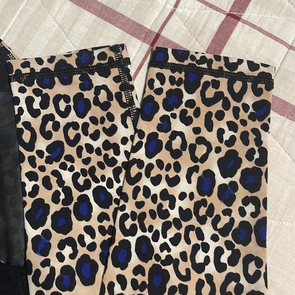 VS Leopard Knockout set - Picture 5 of 6